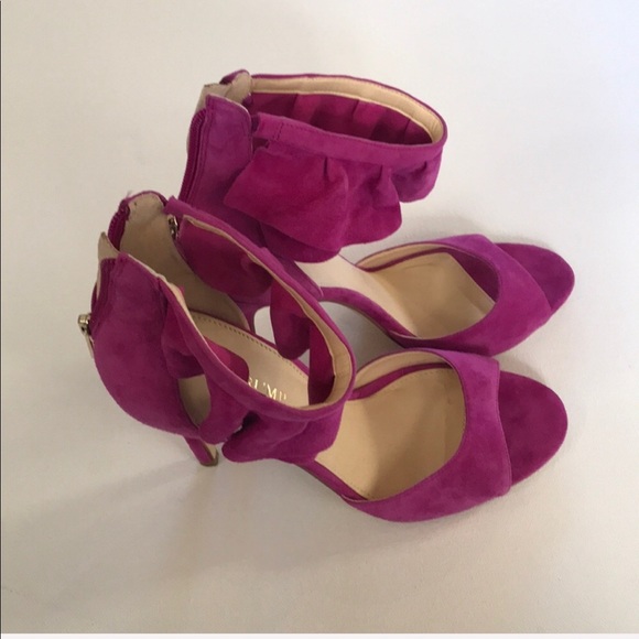 Ivanka Trump stilettos - NWOB - Picture 2 of 4